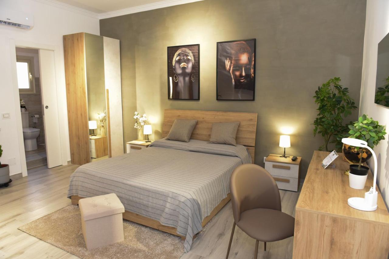 La Via Di Mezzo Appartement *