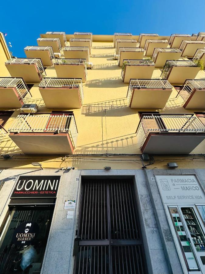 La Via Di Mezzo